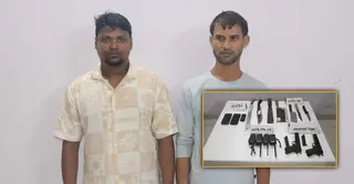 অস্ত্র-ওয়াকিটকিসহ কুমিল্লায় ২ দুষ্কৃতকারী আটক